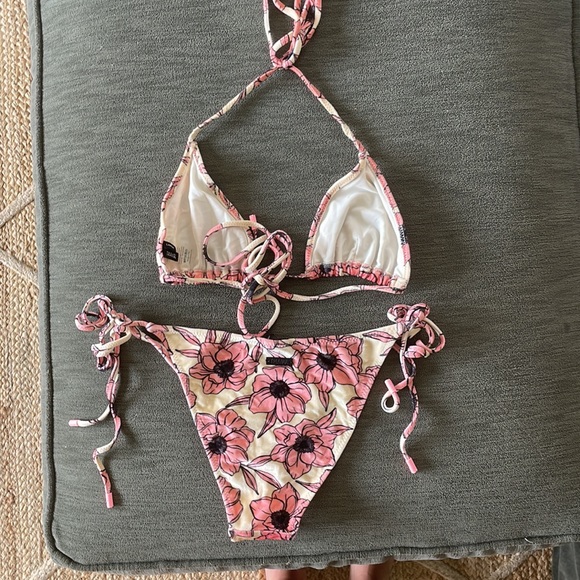 Pink Velvet Floral Triangl Bikini - Picture 5 of 5
